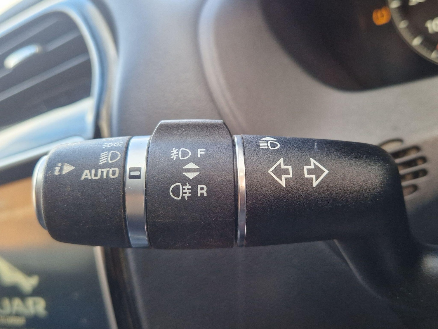 Used Jaguar F-Pace 2018 for sale - 76781947: Photo 43