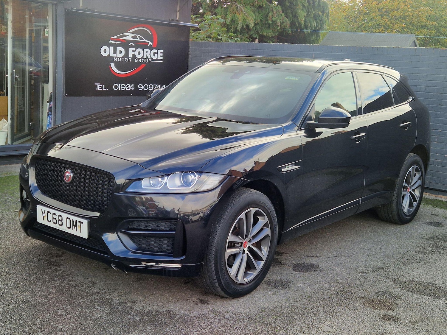 Used Jaguar F-Pace 2018 for sale - 76781947: Photo 5