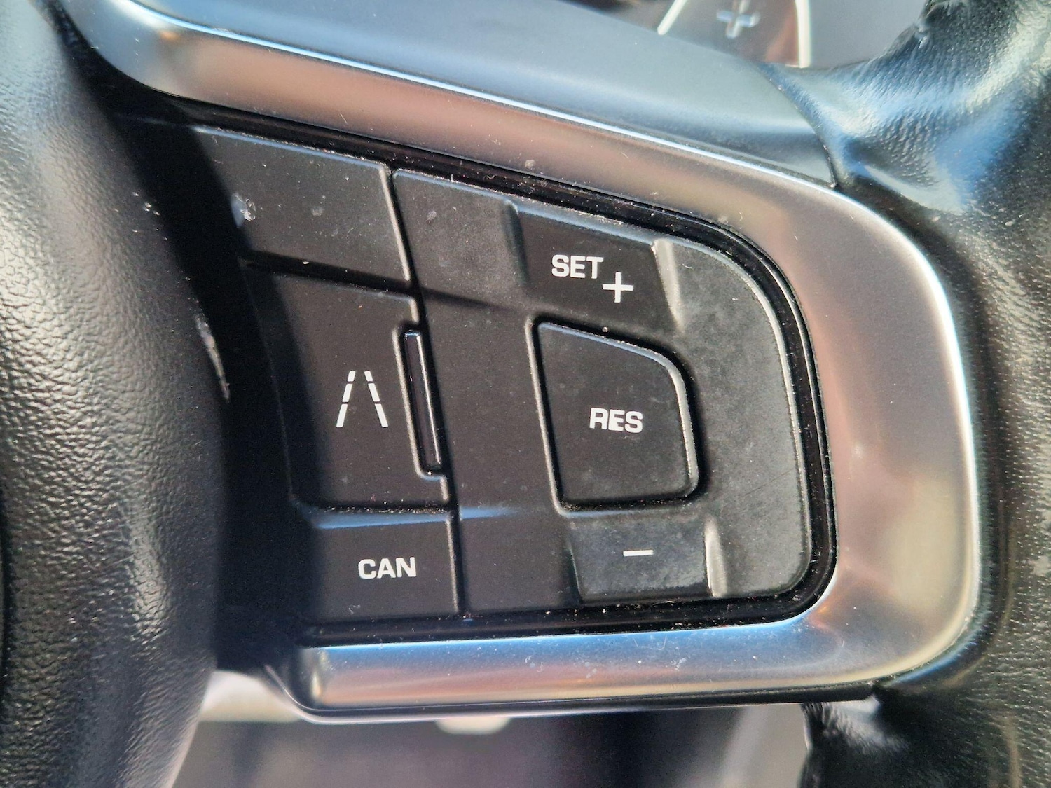 Used Jaguar F-Pace 2018 for sale - 76781947: Photo 51