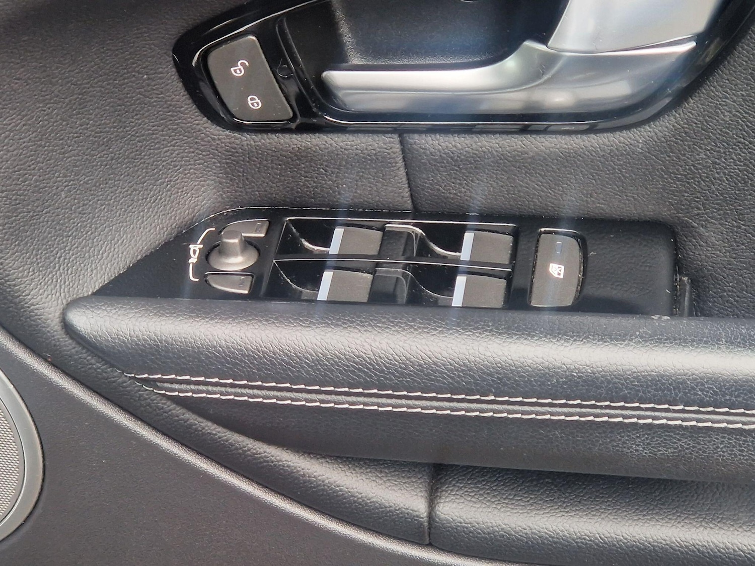 Used Land Rover Range Rover Evoque 2018 for sale - 77683811: Photo 33