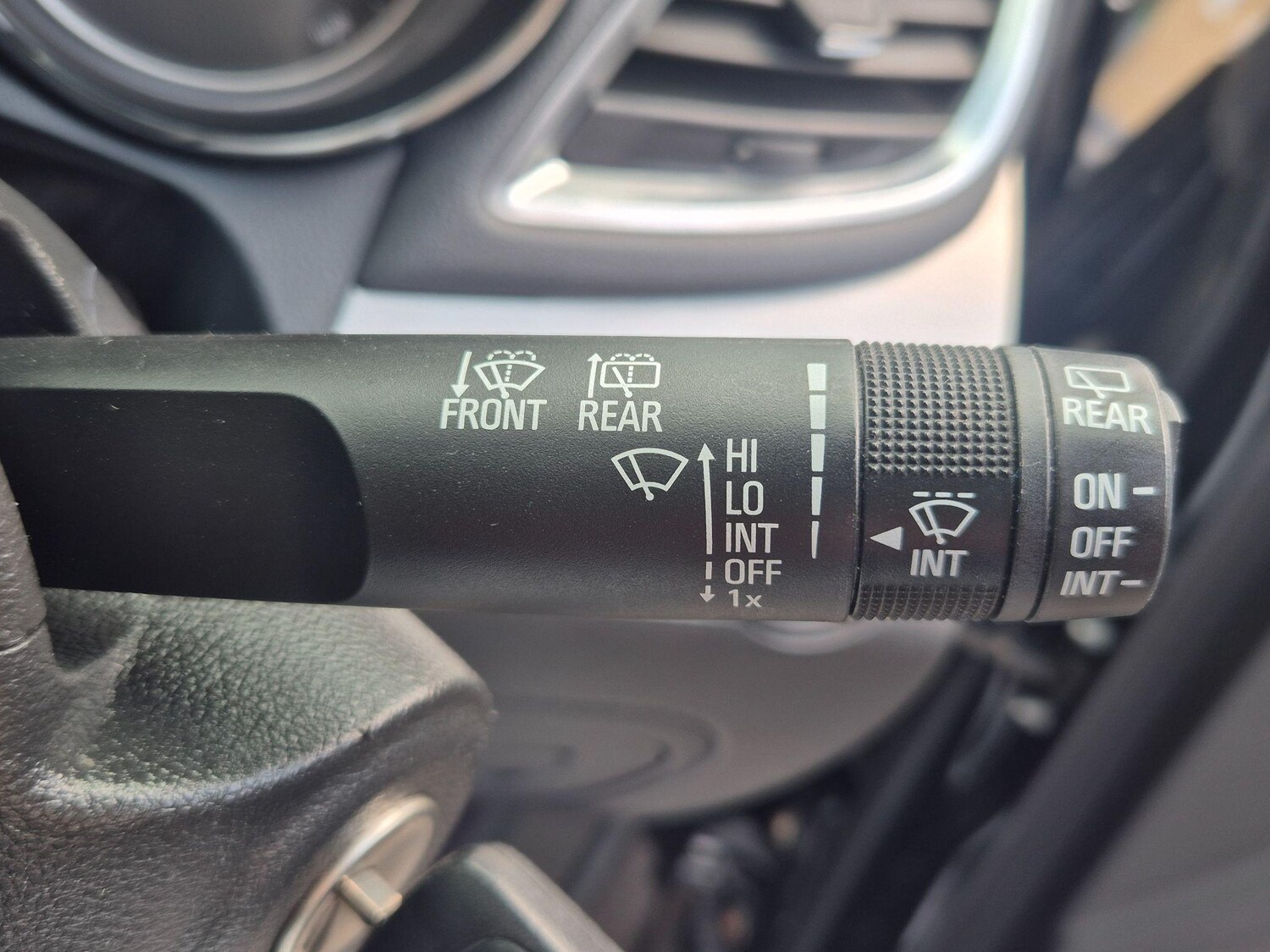 Used Vauxhall Mokka 2015 for sale - 76781939: Photo 41