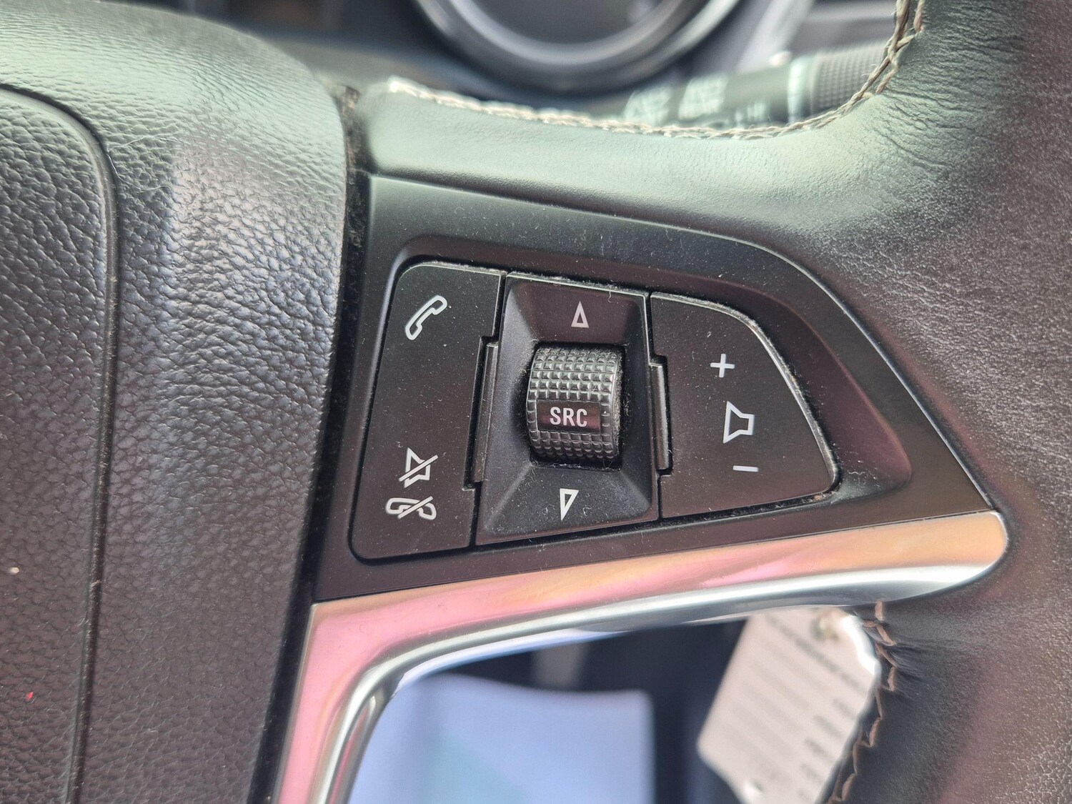 Used Vauxhall Mokka 2015 for sale - 76781939: Photo 45