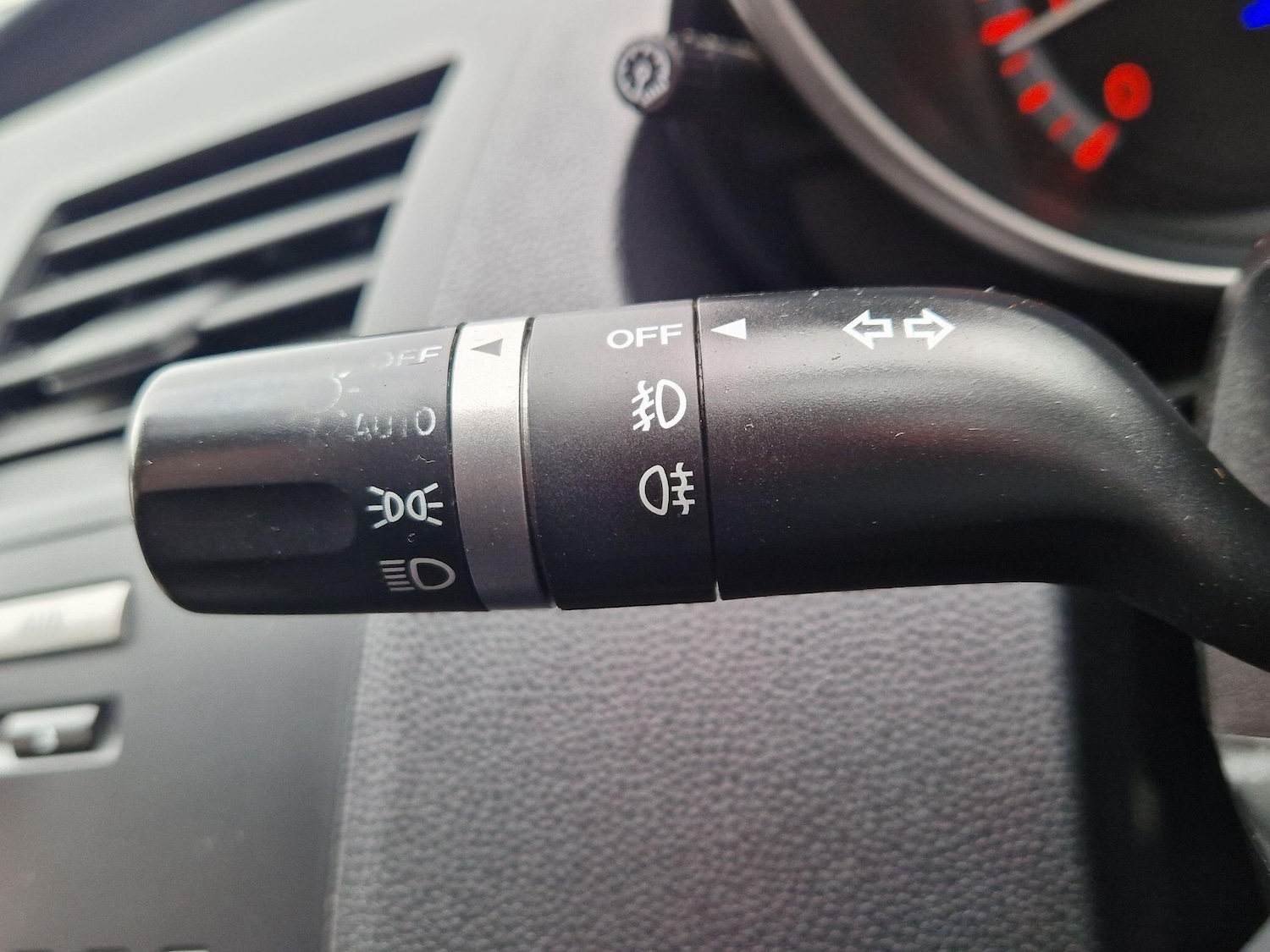 Used Mazda Mazda3 2010 for sale - 77853518: Photo 42