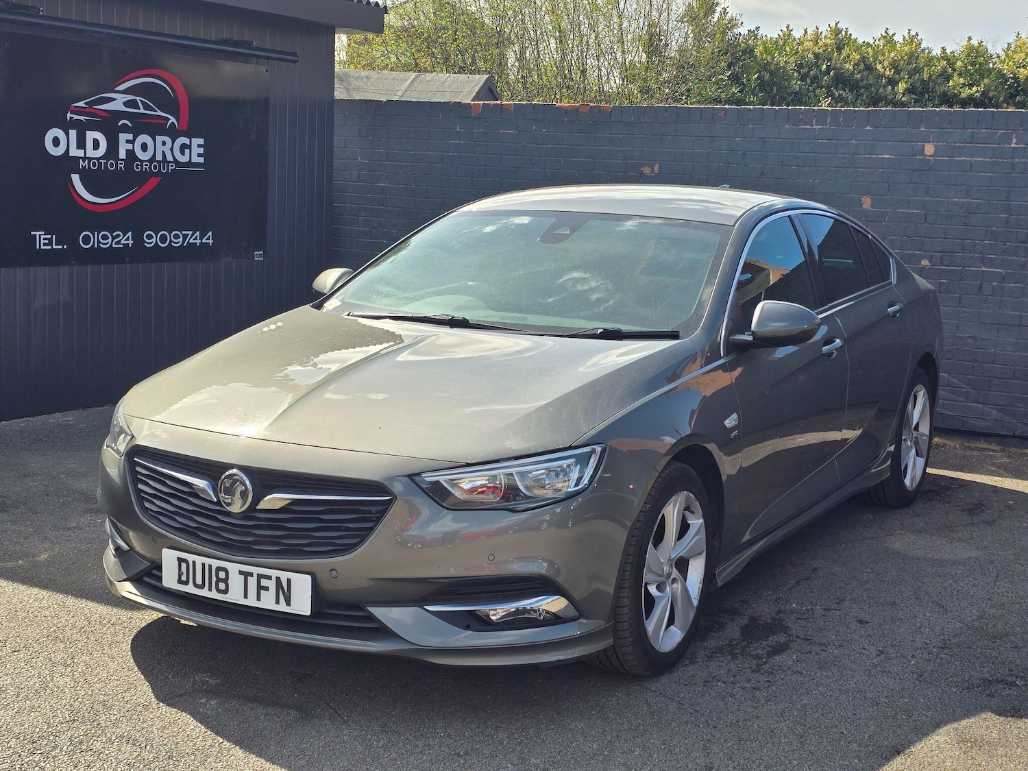 Used Vauxhall Insignia 2018 for sale - 78204967: Photo 1