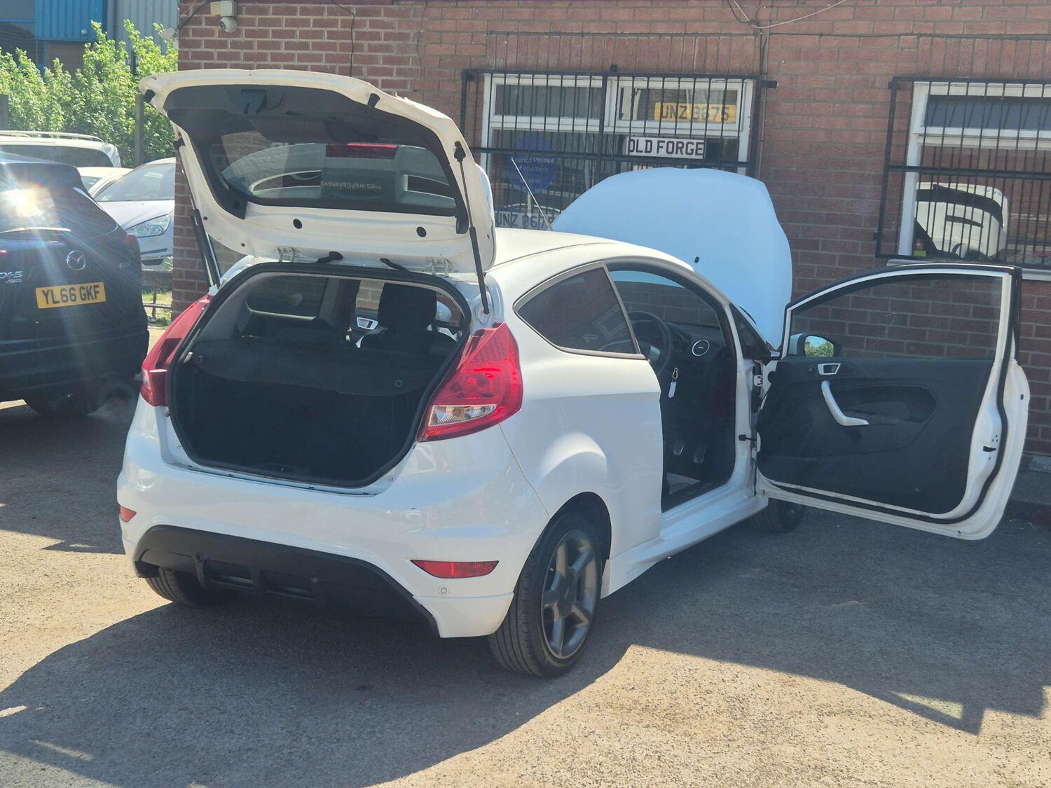 Used Ford Fiesta 2011 for sale - 76781836: Photo 19