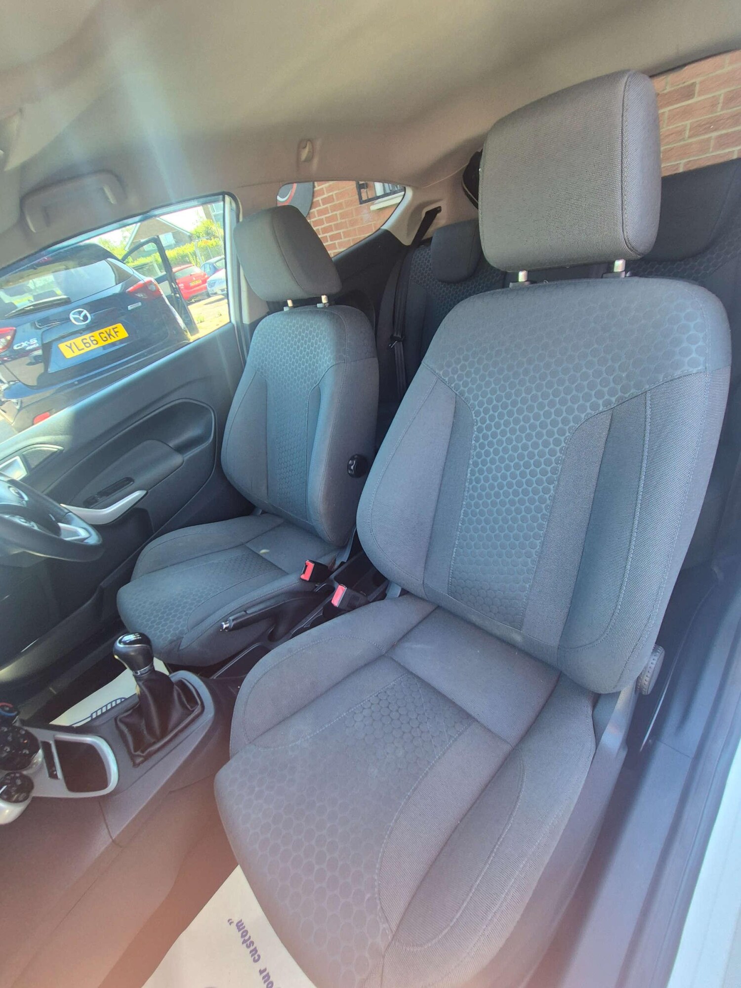 Used Ford Fiesta 2011 for sale - 76781836: Photo 31