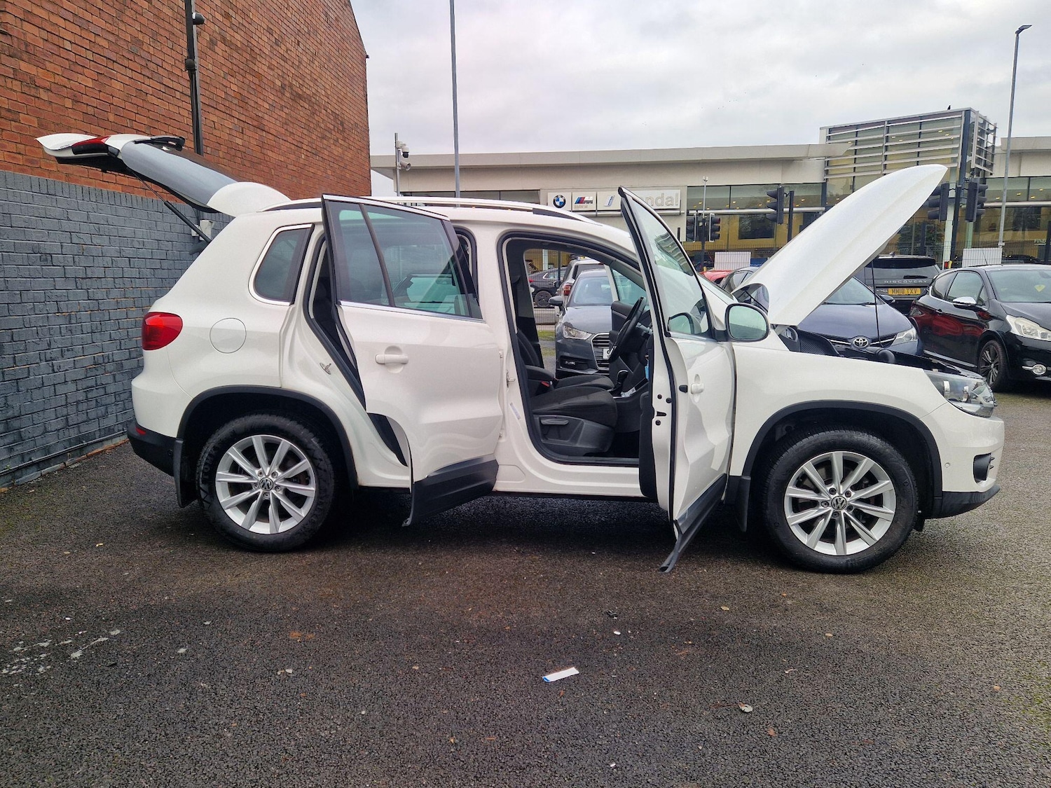 Used Volkswagen Tiguan 2012 for sale - 78047116: Photo 23