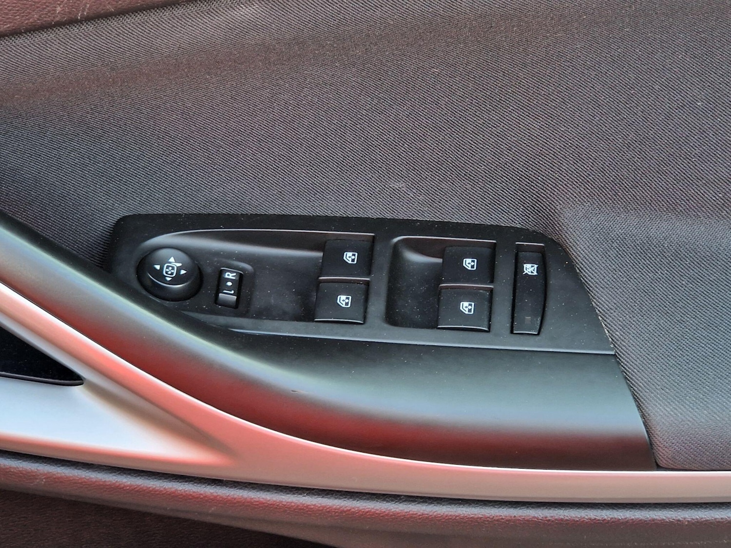 Used Vauxhall Astra 2018 for sale - 78205283: Photo 31