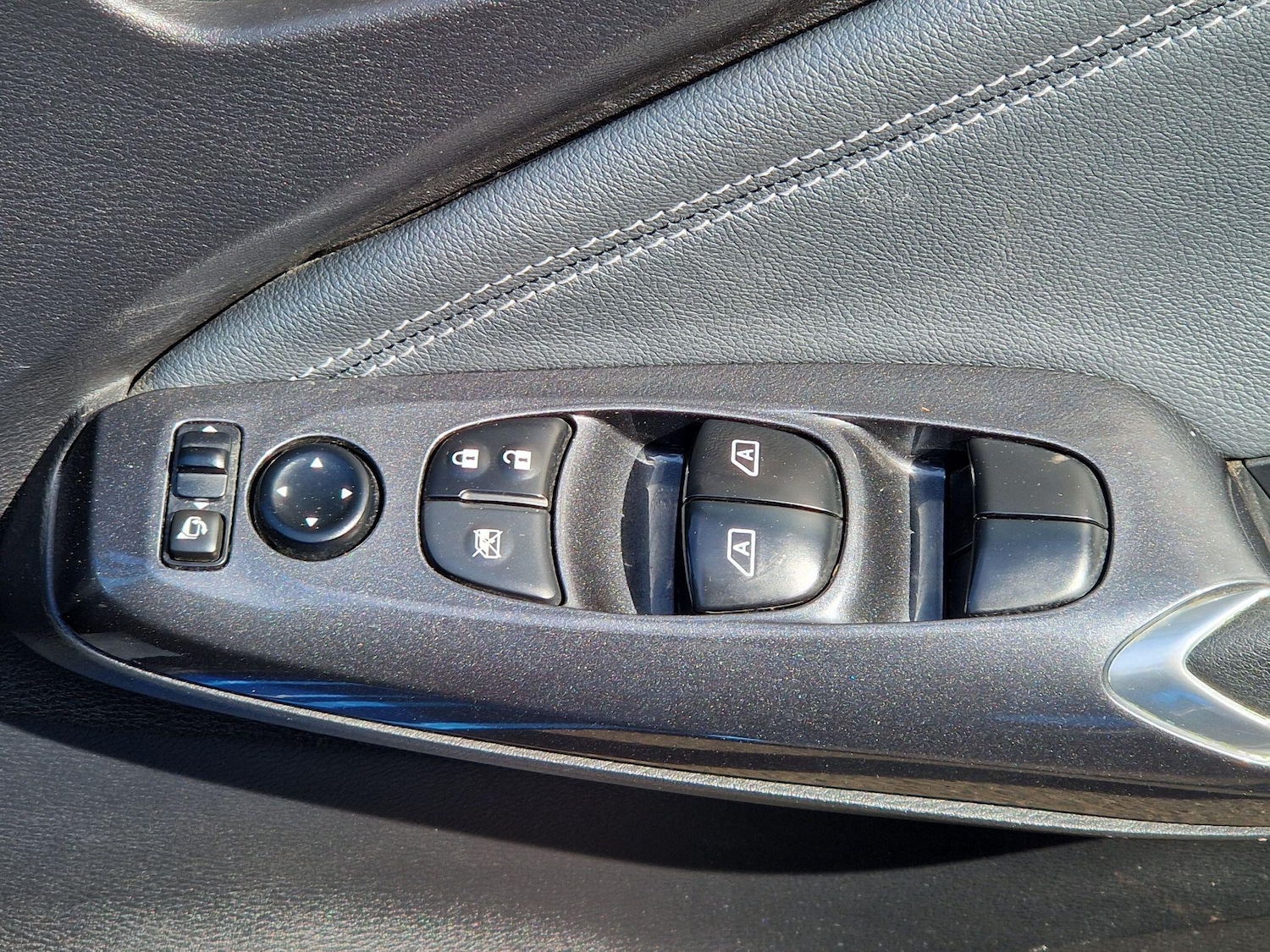 Used Nissan Juke for sale - 78136310: Photo 31