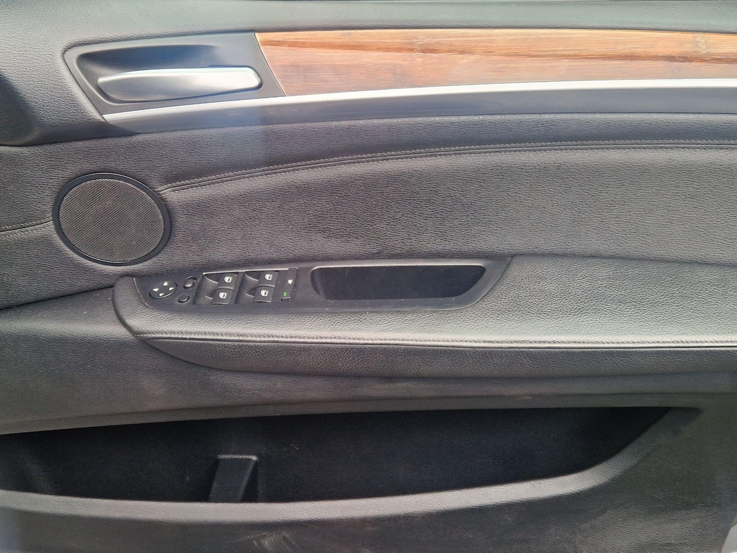 Used BMW X5 2010 for sale - 77958133: Photo 32