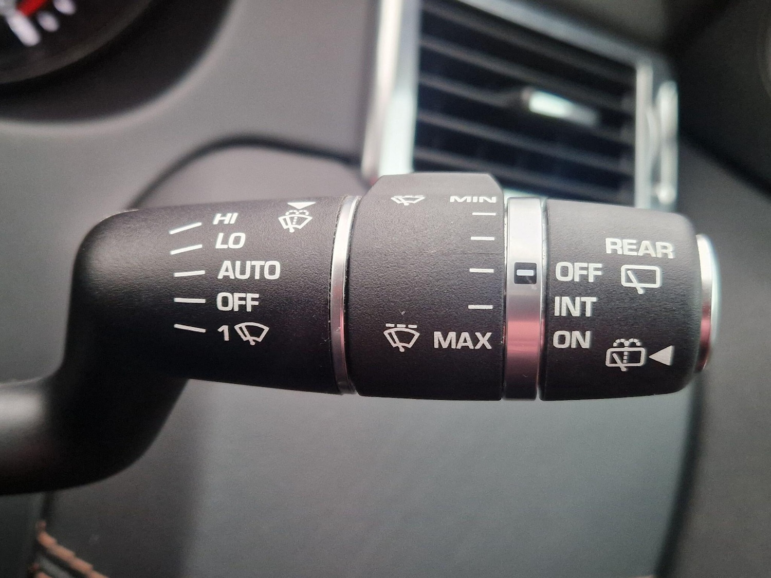 Used Land Rover Discovery Sport 2016 for sale - 77305479: Photo 50