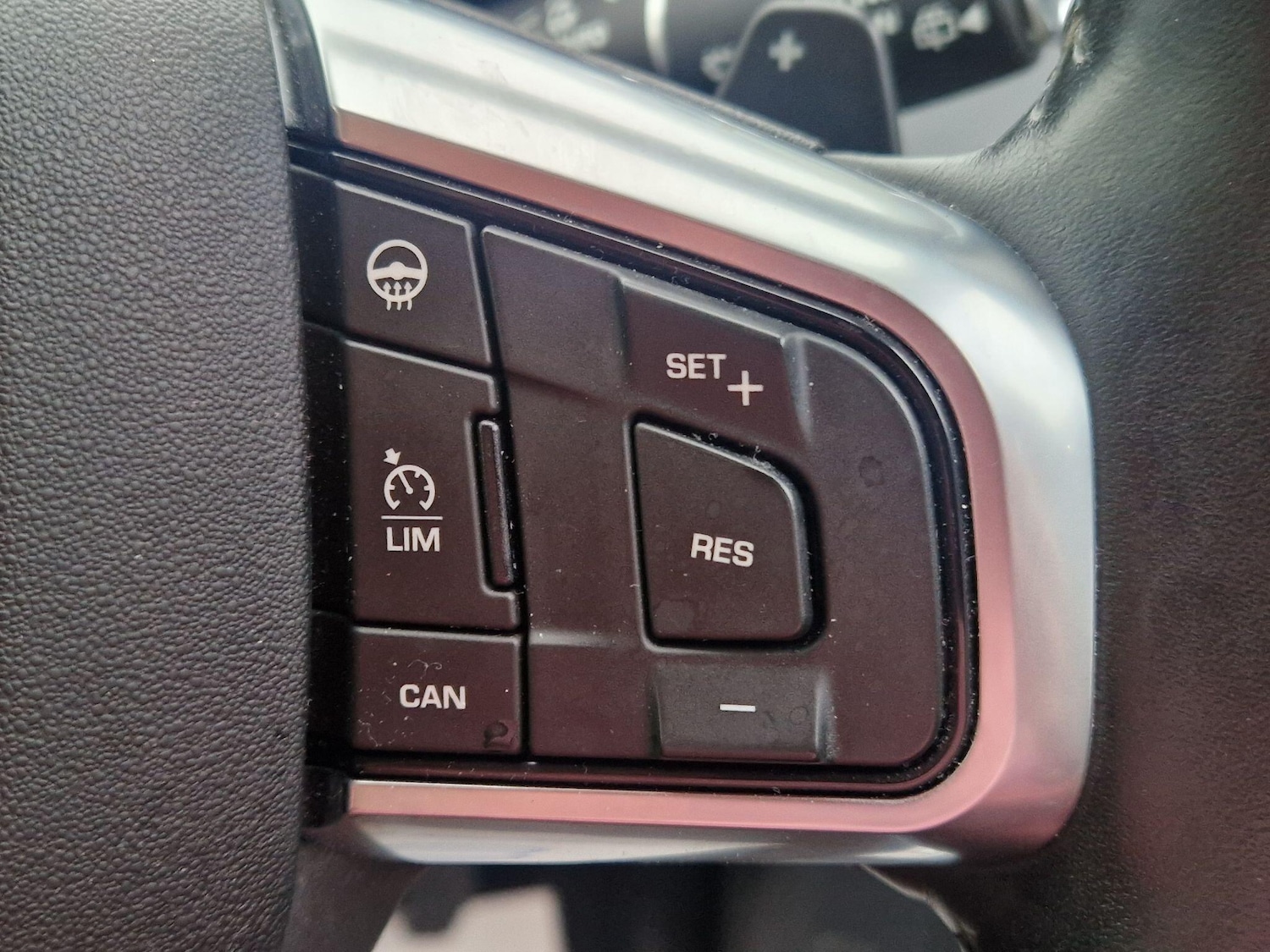 Used Land Rover Discovery Sport 2016 for sale - 77305479: Photo 54