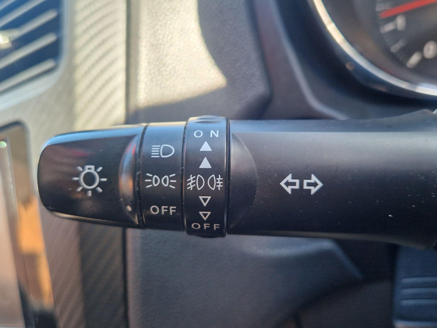 Used Mitsubishi ASX for sale - 77925061: Photo 44