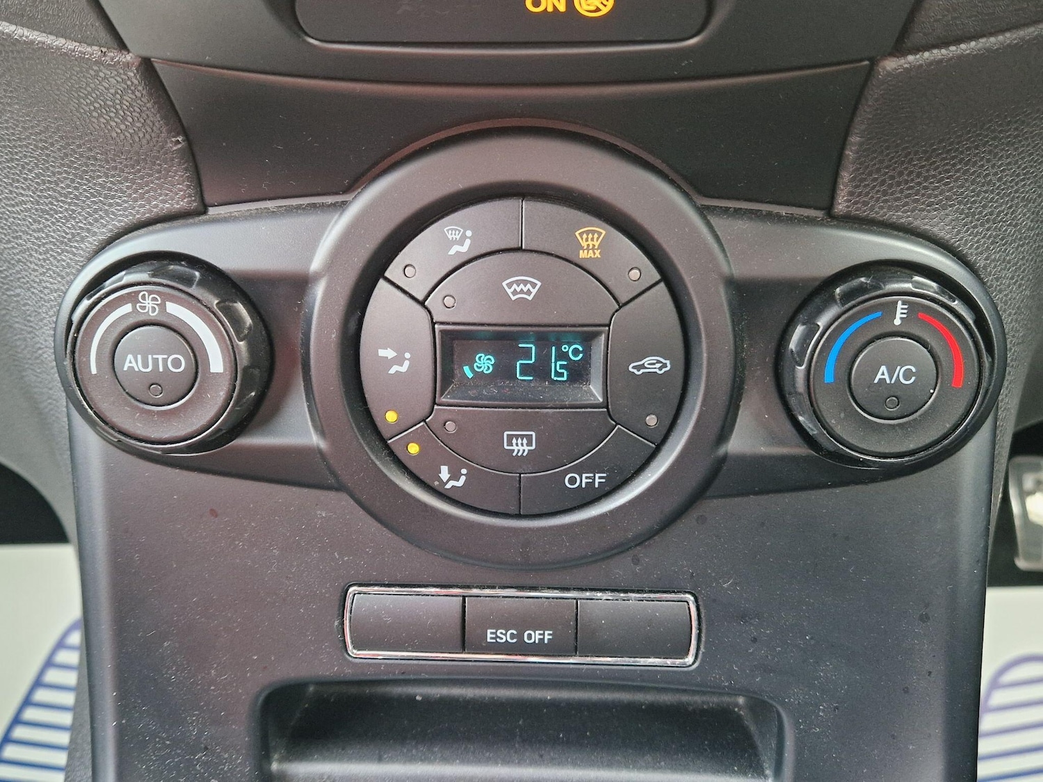 Used Ford Fiesta 2014 for sale - 77853295: Photo 46