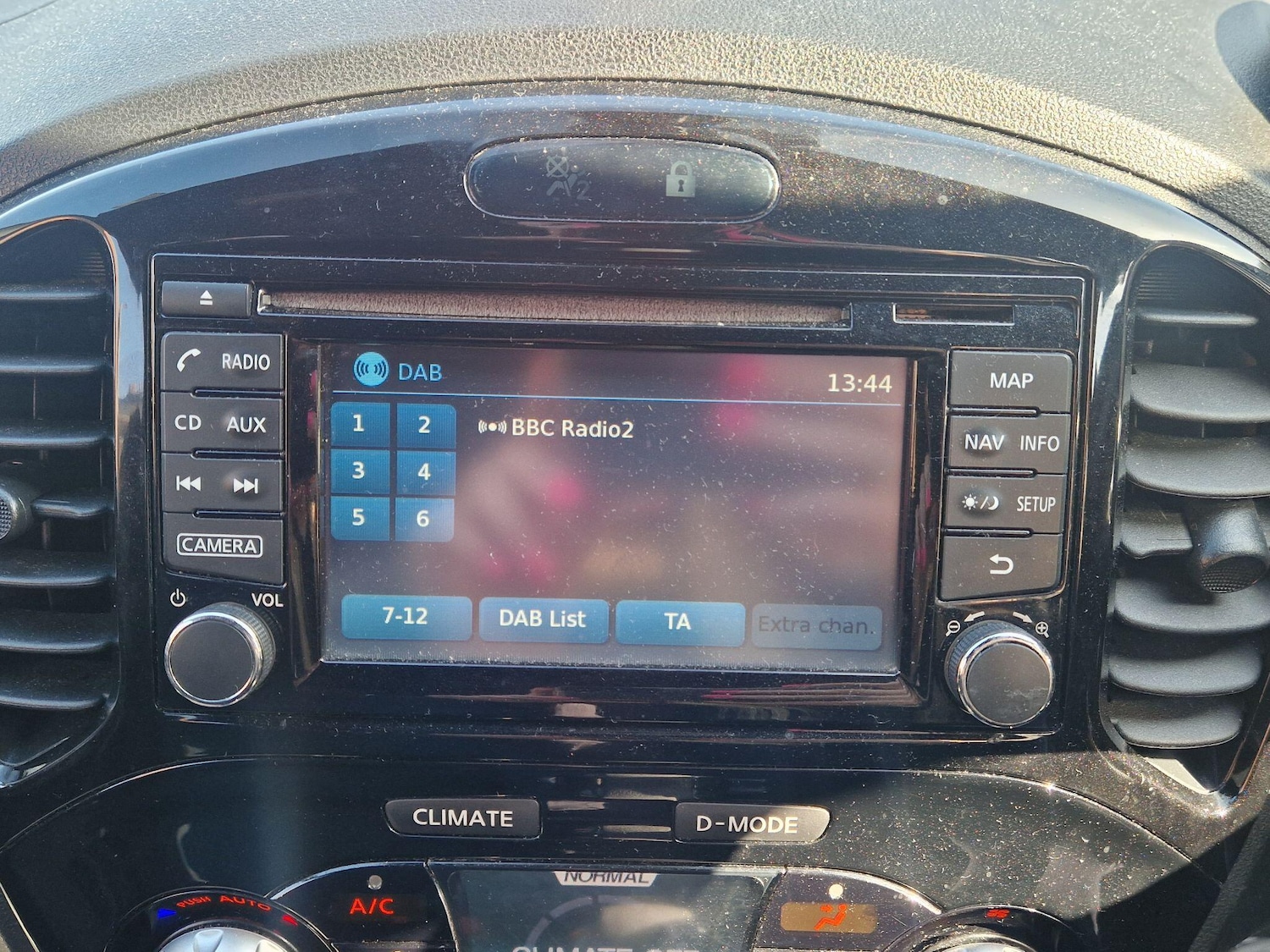 Used Nissan Juke 2016 for sale - 77939450: Photo 27