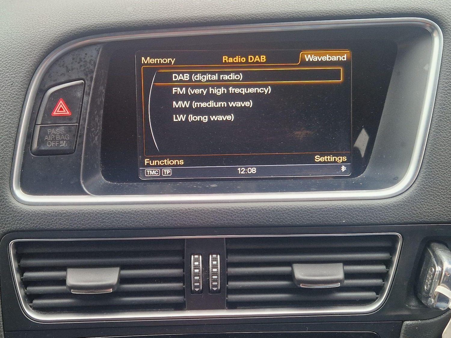 Used Audi Q5 2014 for sale - 76781186: Photo 47