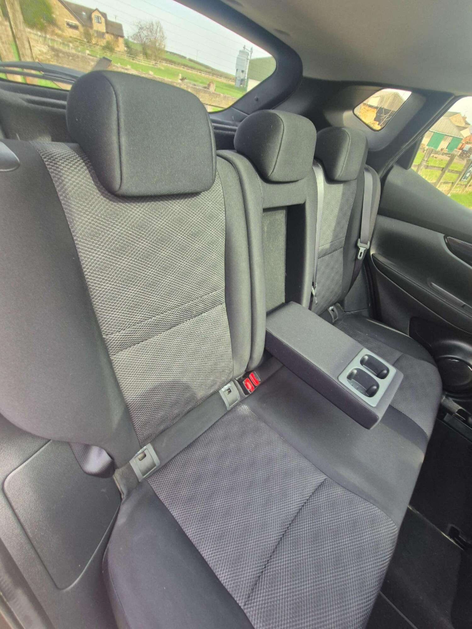 Used Nissan Qashqai 2017 for sale - 76781270: Photo 29