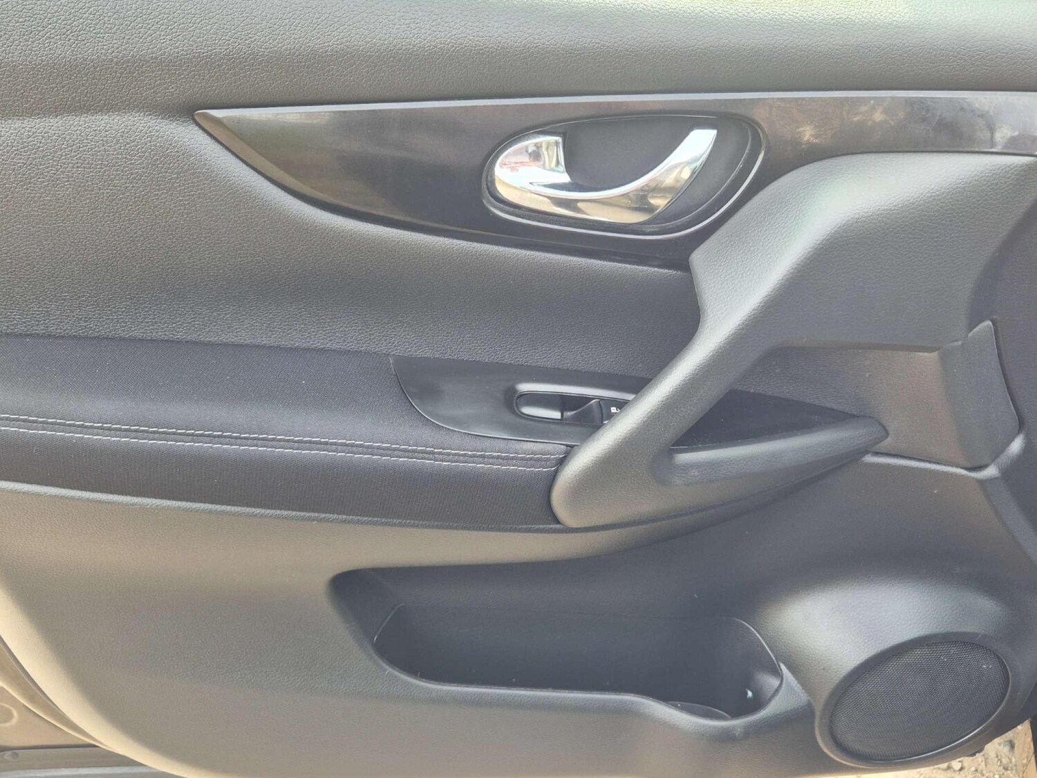 Used Nissan Qashqai 2017 for sale - 76781270: Photo 33