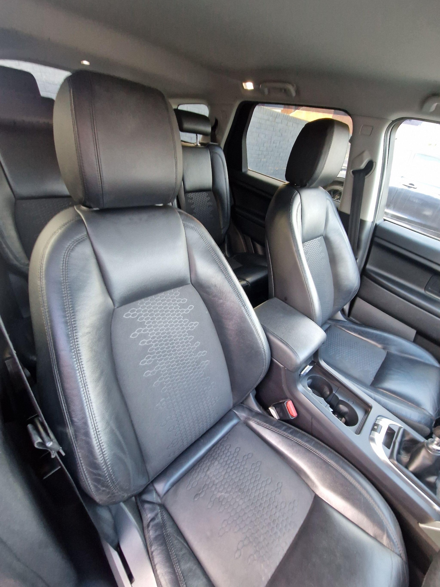 Used Land Rover Discovery Sport for sale - 77190766: Photo 28