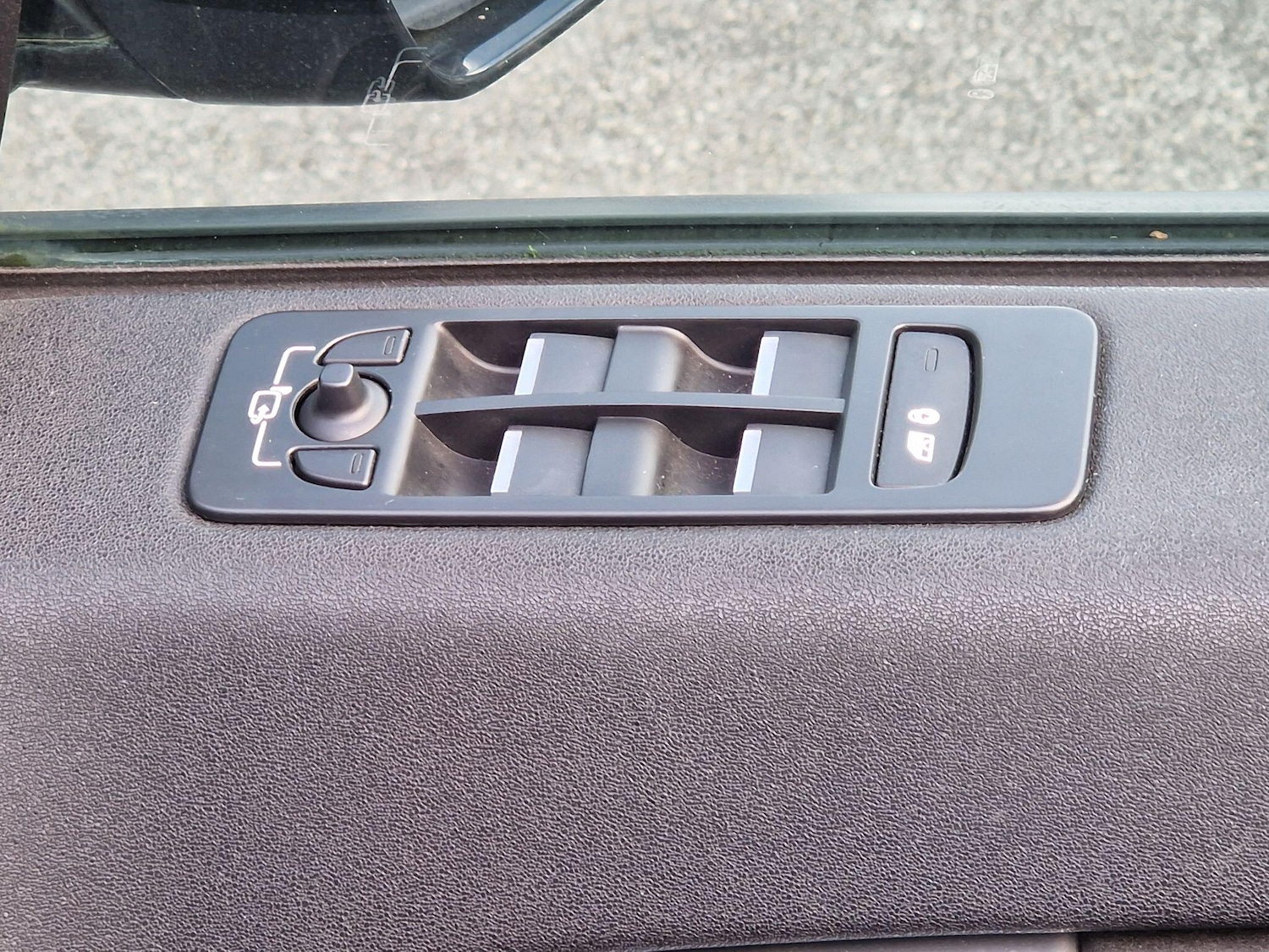 Used Land Rover Discovery Sport for sale - 77190766: Photo 32