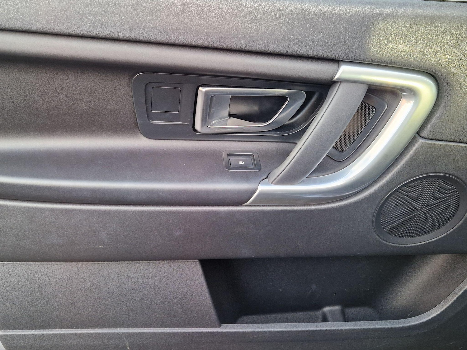 Used Land Rover Discovery Sport for sale - 77190766: Photo 39