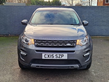 Used Land Rover Discovery Sport 2015 for sale - 77190766: Photo