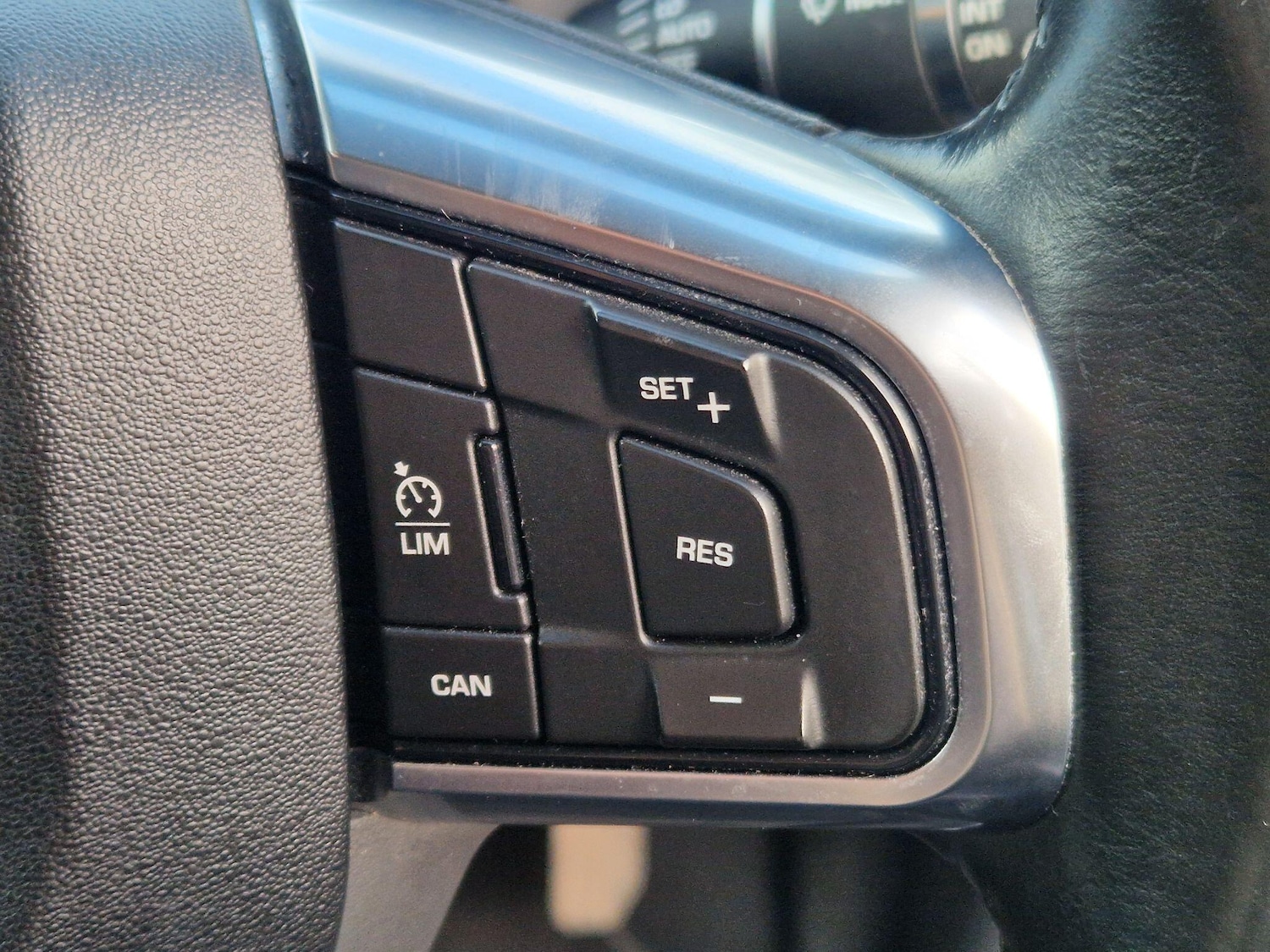 Used Land Rover Discovery Sport for sale - 77190766: Photo 52