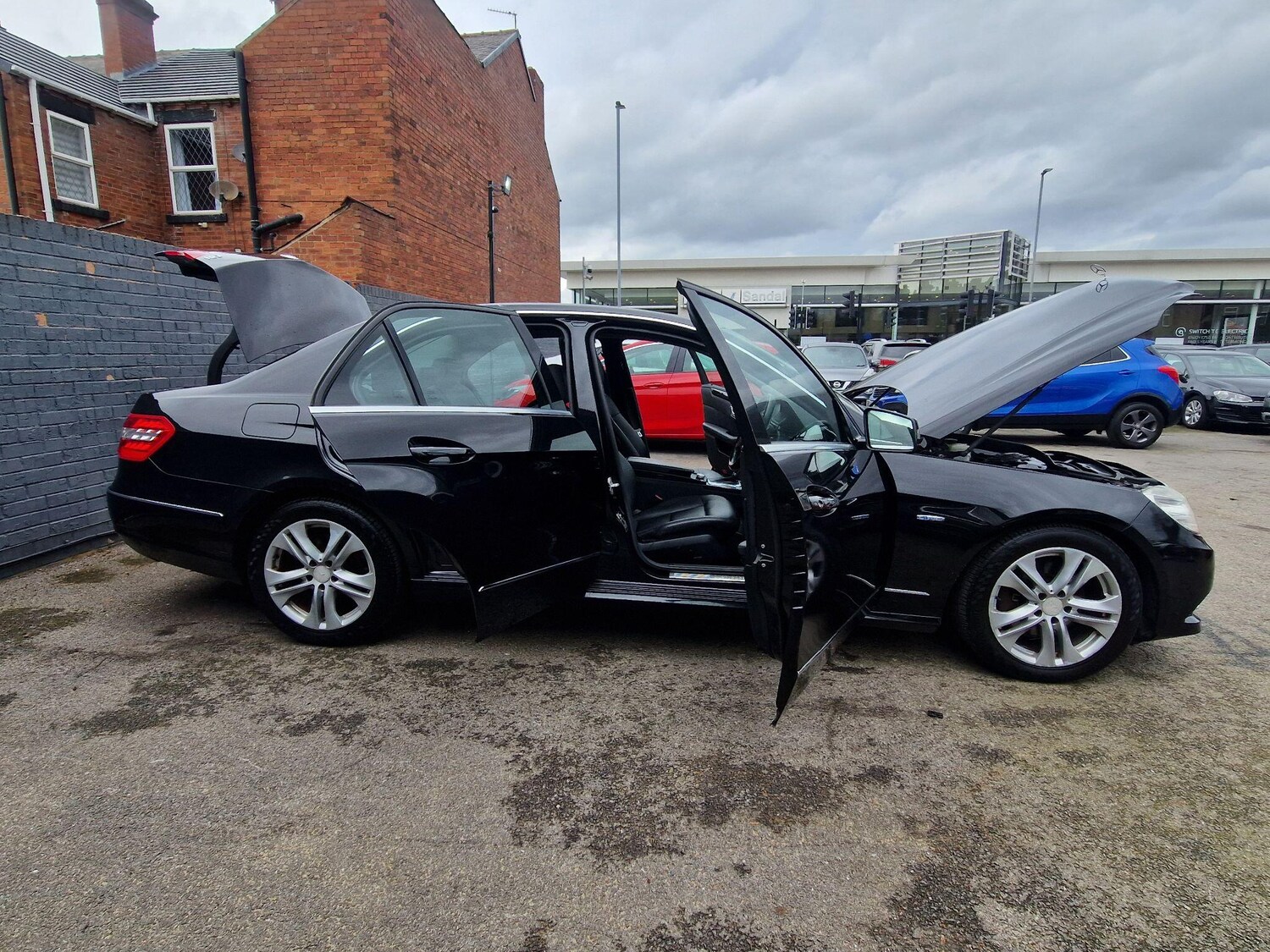 Used Mercedes-Benz E Class for sale - 77909450: Photo 25