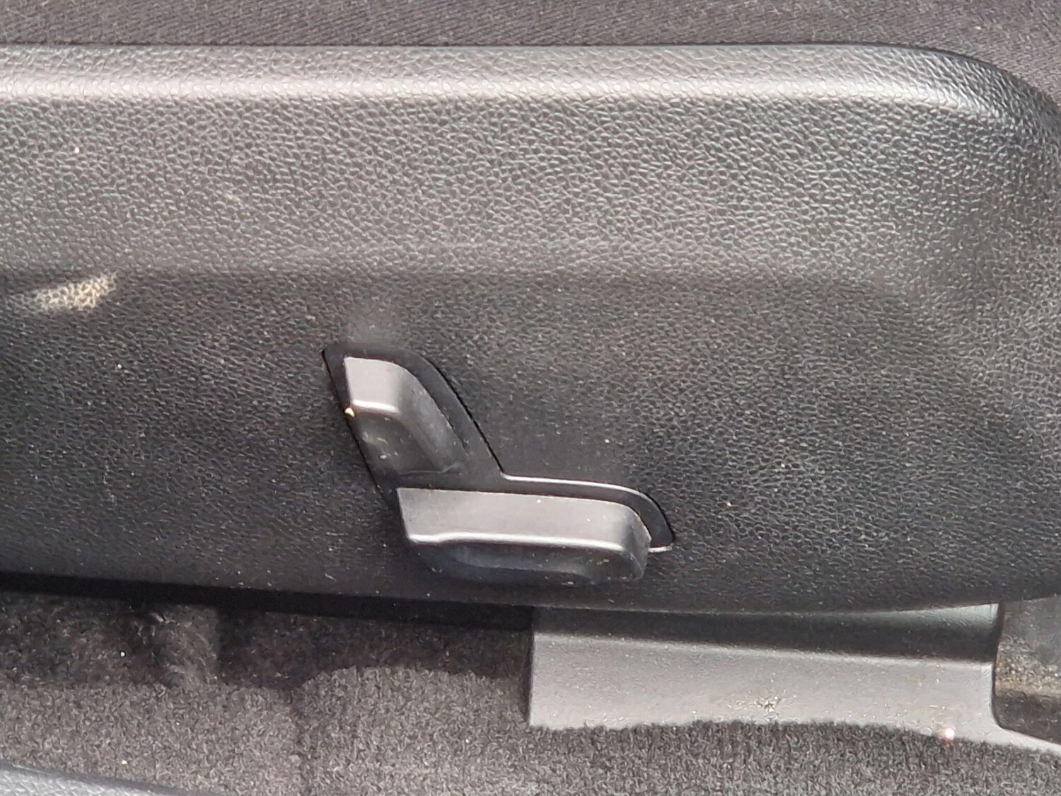 Used Mercedes-Benz E Class for sale - 77909450: Photo 29