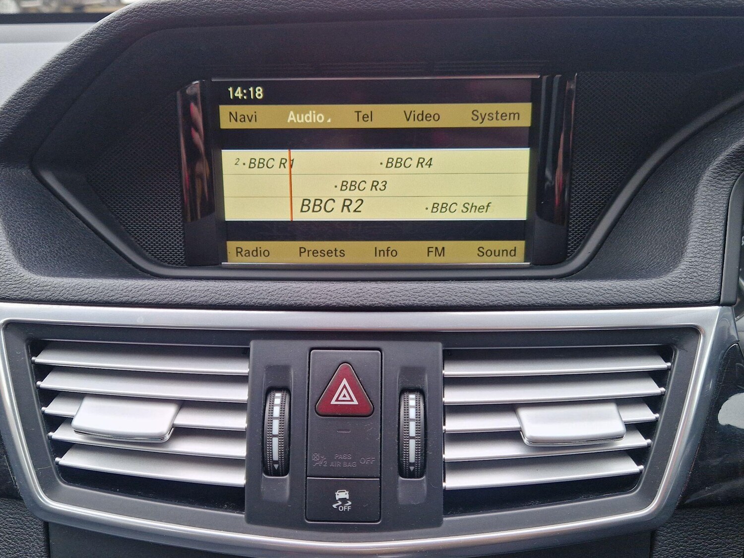 Used Mercedes-Benz E Class for sale - 77909450: Photo 47