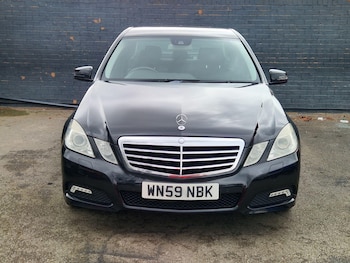 Used Mercedes-Benz E Class 2009 for sale - 77909450: Photo