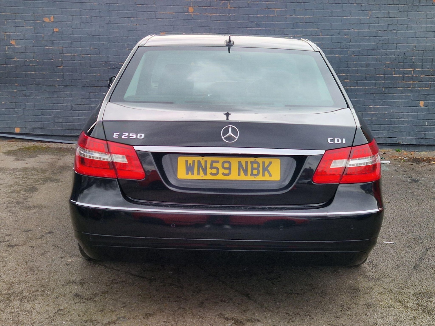 Used Mercedes-Benz E Class for sale - 77909450: Photo 9