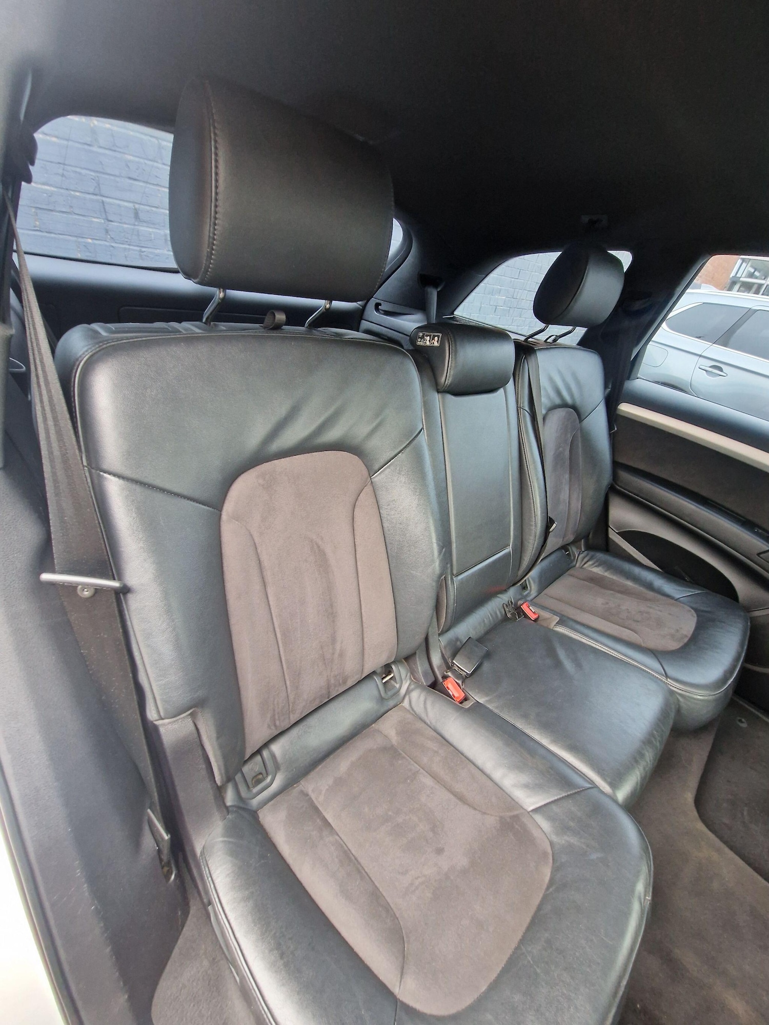 Used Audi Q7 2012 for sale - 77993741: Photo 32