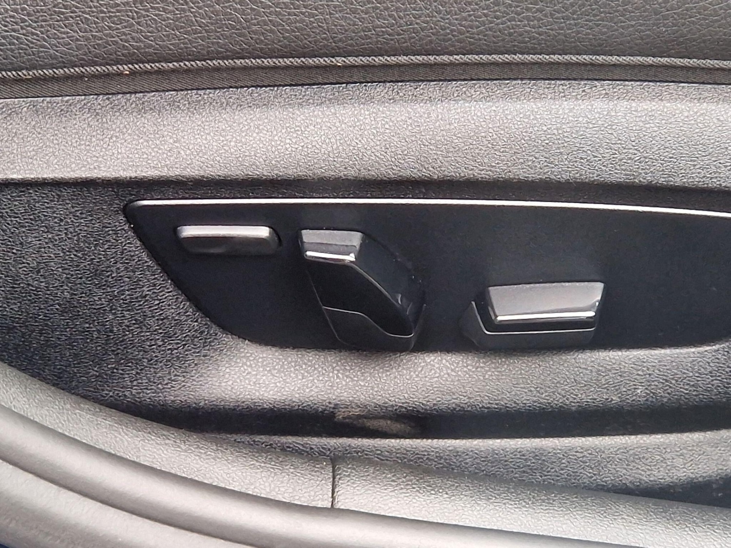 Used BMW 5 Series 2017 for sale - 76781093: Photo 29