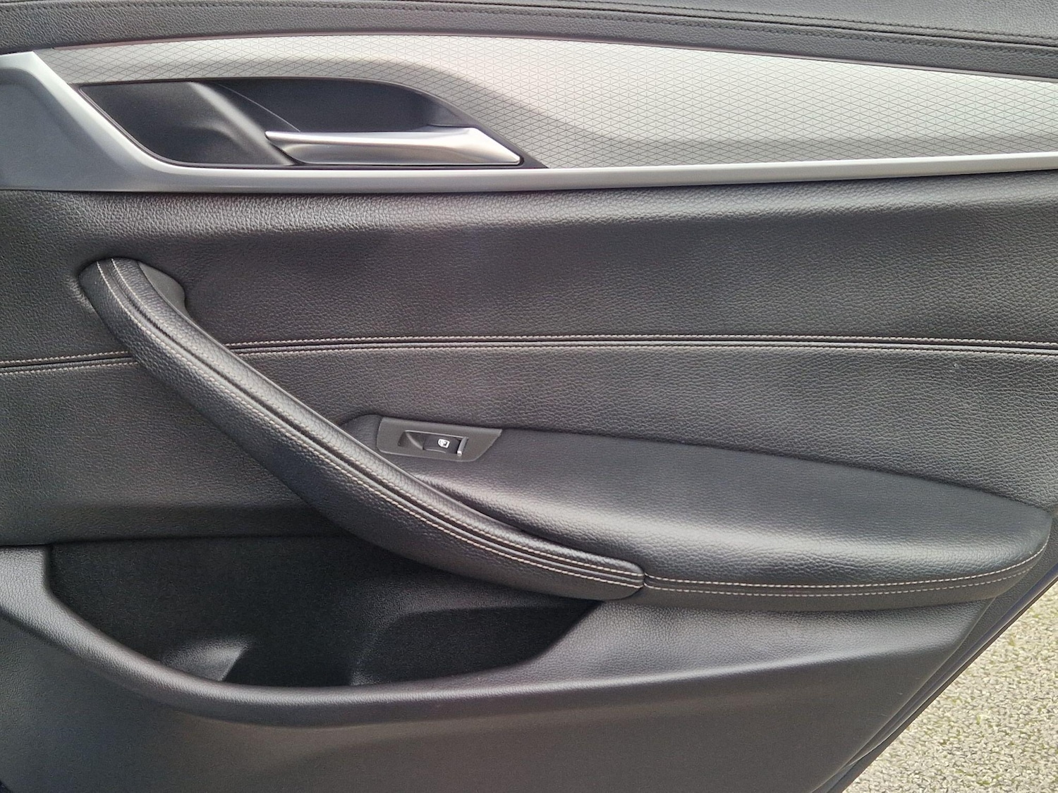 Used BMW 5 Series 2017 for sale - 76781093: Photo 36