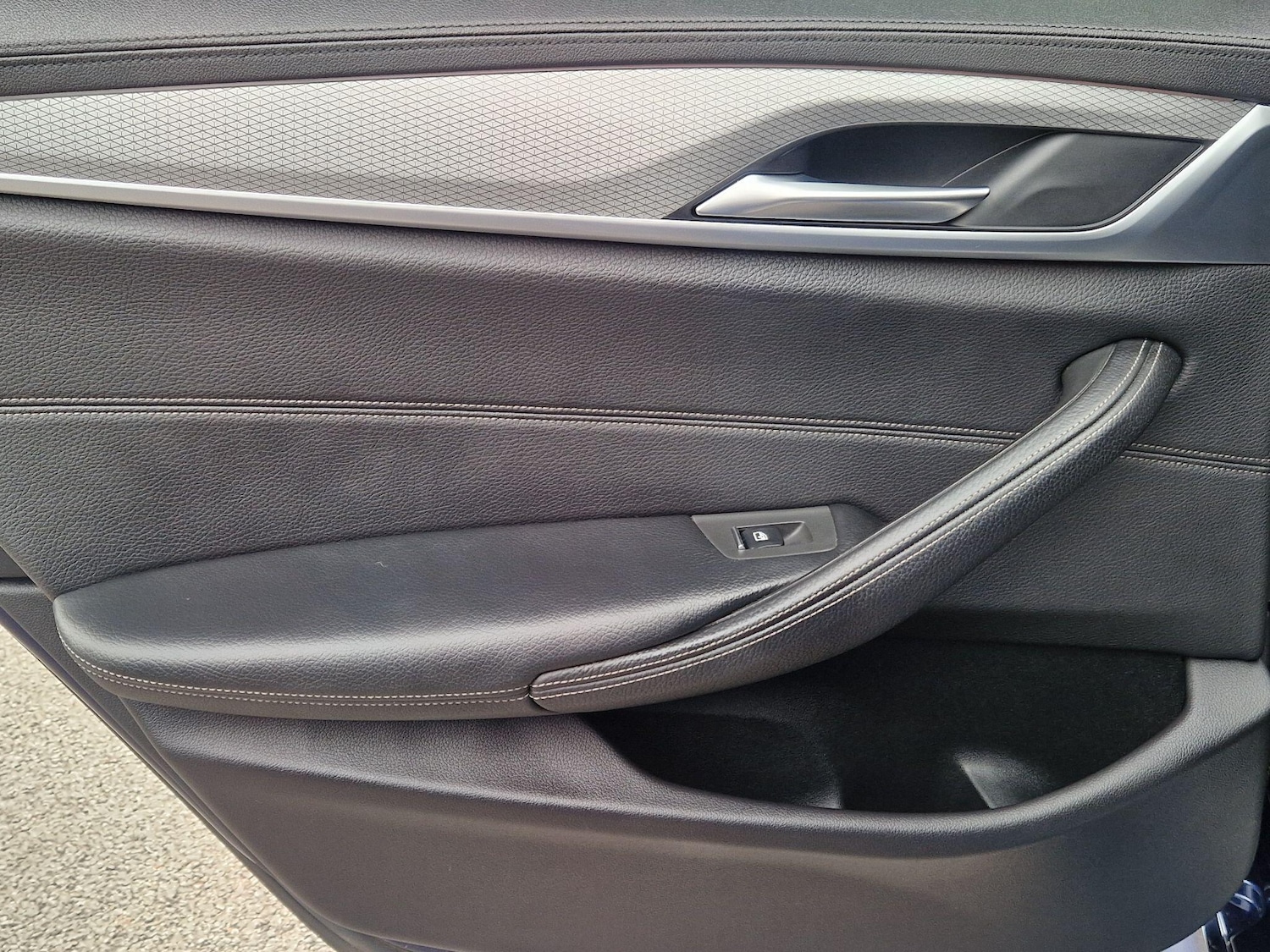 Used BMW 5 Series 2017 for sale - 76781093: Photo 42