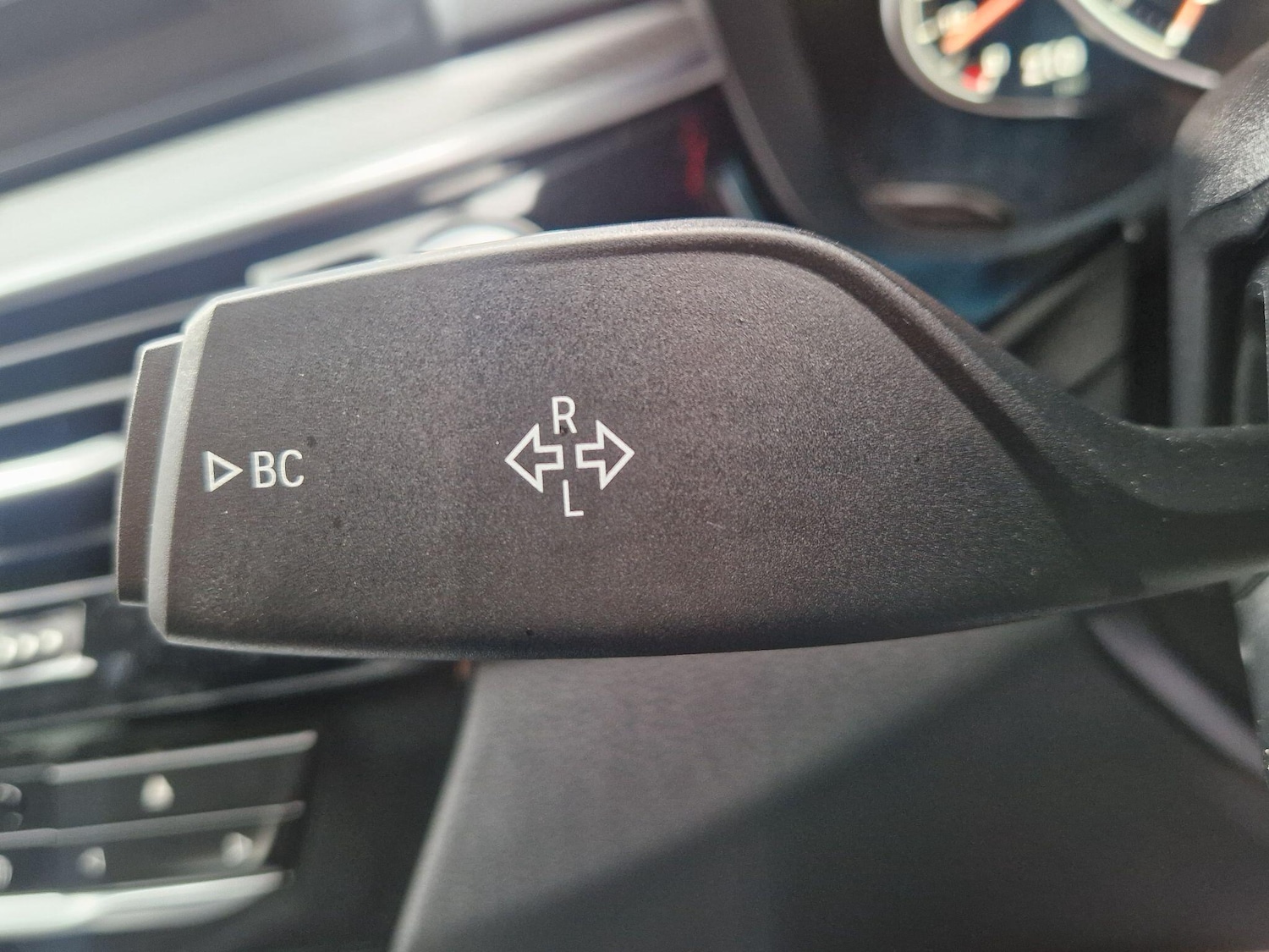 Used BMW 5 Series 2017 for sale - 76781093: Photo 45