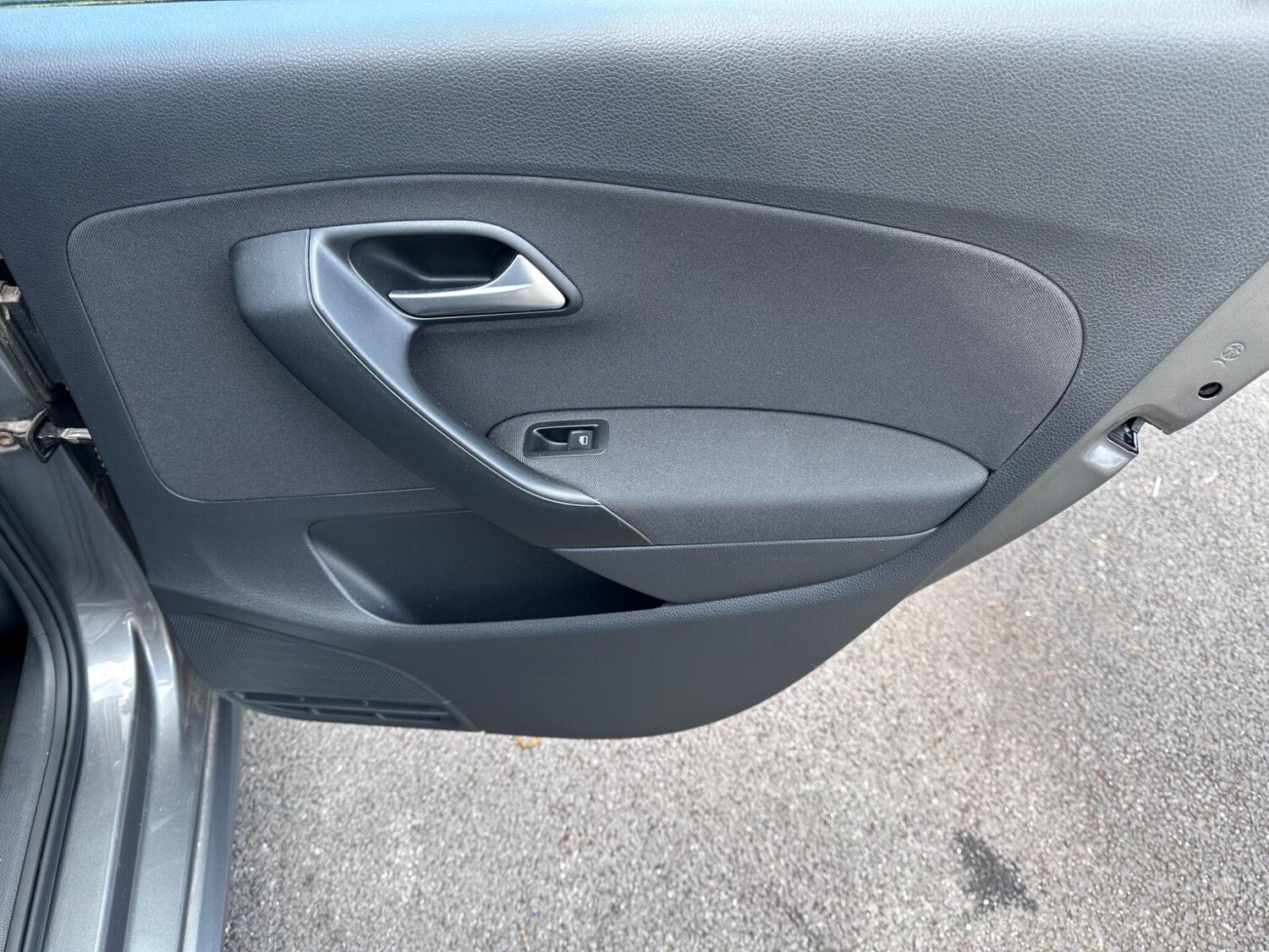 Used Volkswagen Polo 2016 for sale - 77839437: Photo 35