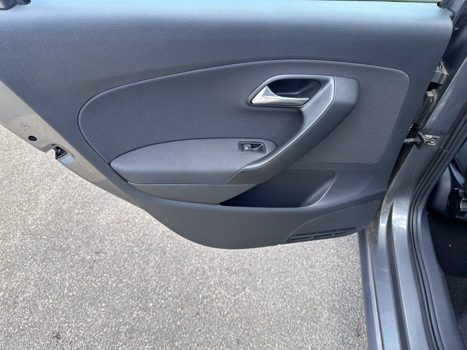 Used Volkswagen Polo 2016 for sale - 77839437: Photo 41