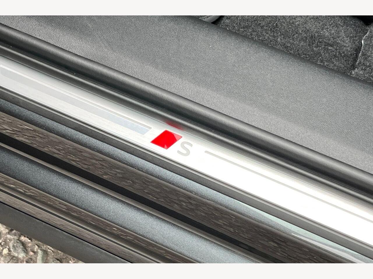 Used Audi Q6 e-tron 2025 for sale - 76679068: Photo 15