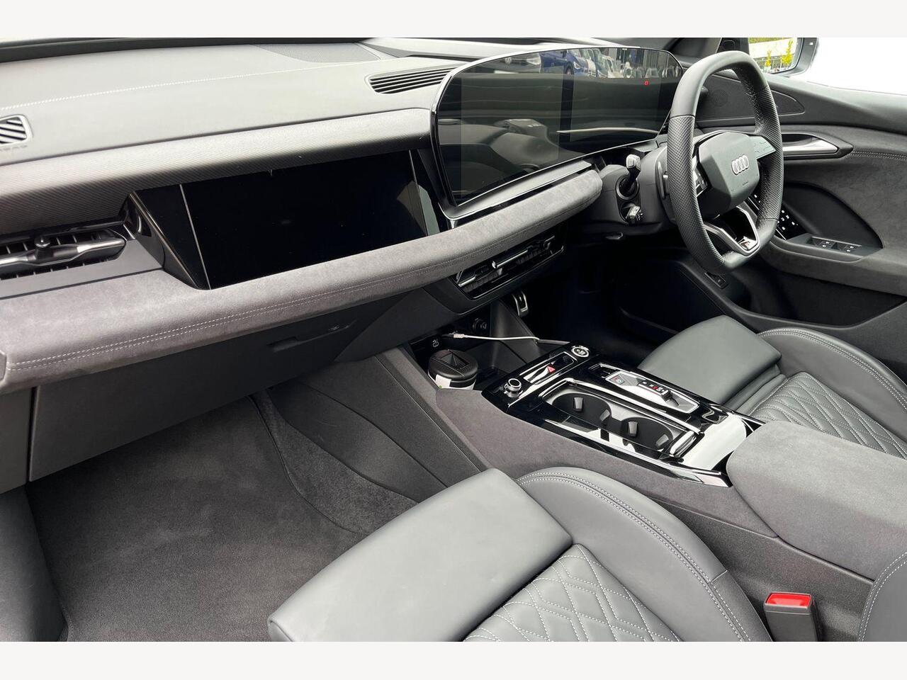 Used Audi Q6 e-tron 2025 for sale - 76679068: Photo 2