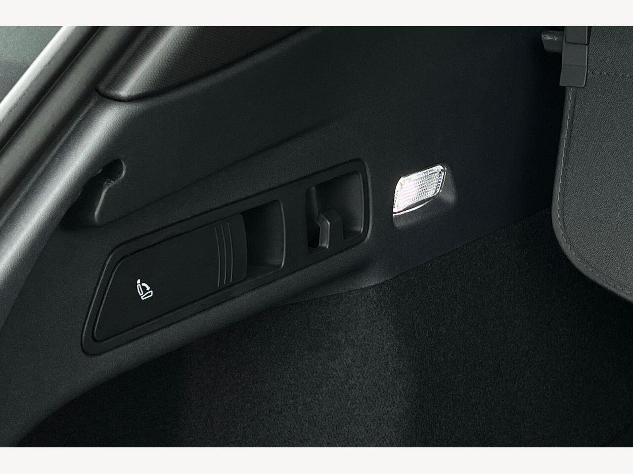 Used Audi Q6 e-tron 2025 for sale - 76679068: Photo 24