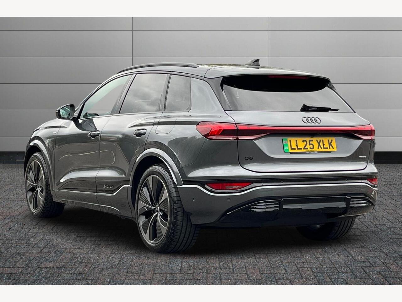 Used Audi Q6 e-tron 2025 for sale - 76679068: Photo 3