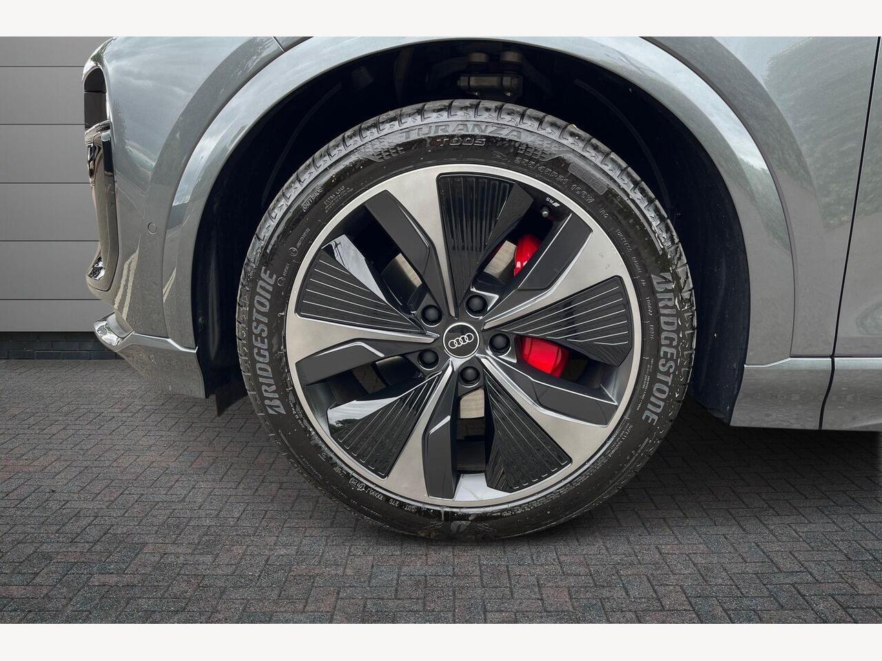 Used Audi Q6 e-tron 2025 for sale - 76679068: Photo 5