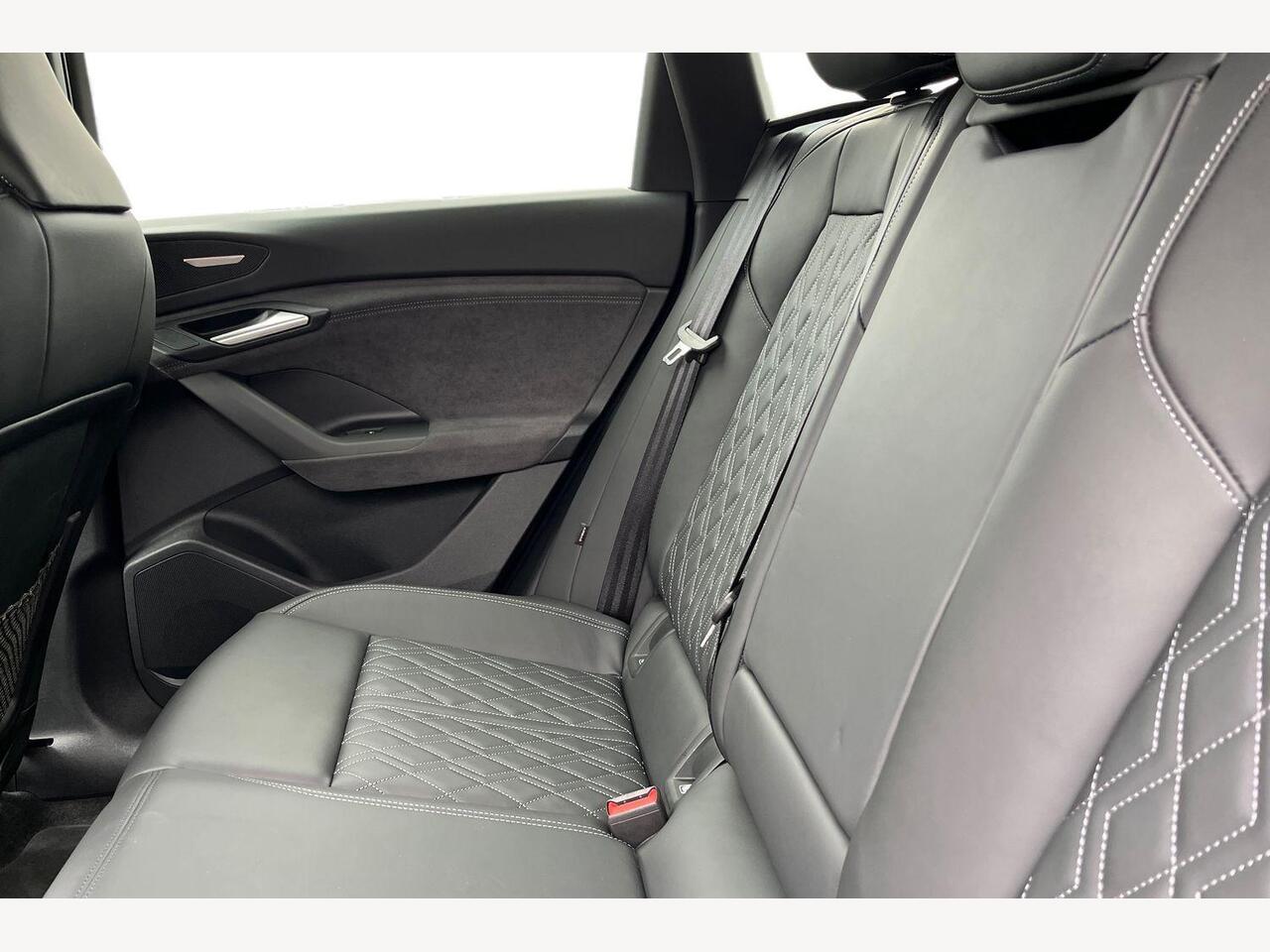 Used Audi Q6 e-tron 2025 for sale - 76679068: Photo 8