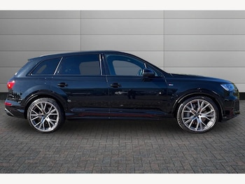 Used Audi Q7 2022 for sale - 78378076: Photo
