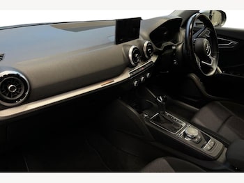 Used Audi Q2 2021 for sale - 77205304: Photo