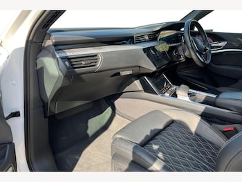 Used Audi e-tron 2022 for sale - 76675427: Photo