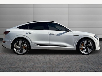 Used Audi e-tron 2022 for sale - 76675427: Photo