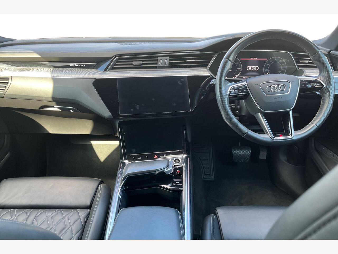 Used Audi e-tron 2022 for sale - 76675427: Photo 9